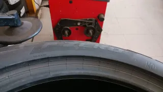 325/35 R22 110Y PIRELLI P-ZERO MO