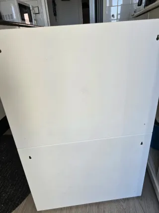 Zapatero Ikea Blanco Plástico con cesta de regalo.