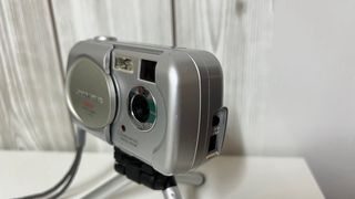 Cámara Digital Olympus C-150