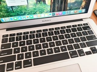 Apple MacBook Air 2015 8GB RAM SSD Garantía 1 Año