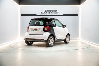SMART fortwo 60kW81CV EQ coupe