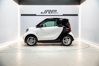 SMART fortwo 60kW81CV EQ coupe