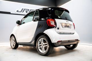 SMART fortwo 60kW81CV EQ coupe