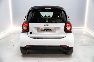 SMART fortwo 60kW81CV EQ coupe