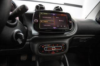 SMART fortwo 60kW81CV EQ coupe