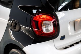 SMART fortwo 60kW81CV EQ coupe