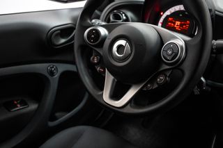 SMART fortwo 60kW81CV EQ coupe