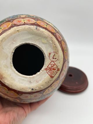 Huevo Porcelana China Decorado con Peana