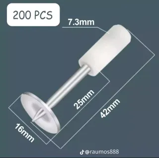 Pistola de clavos y accesorios