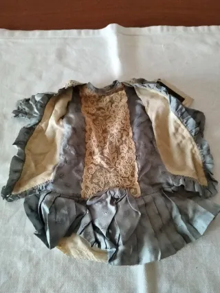 Vestito per bambola vintage