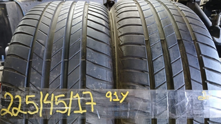 NEUMATICO 225/45R17
