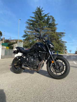 Yamaha MT-07 Negra
