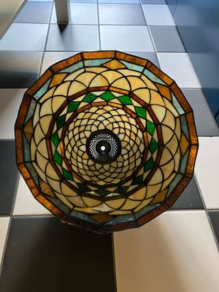 Pantalla lámpara Tiffany vidrio emplomado 34cm