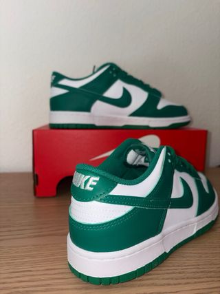 Nike Dunk Low Verde y Blanco