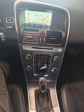 Volvo XC60 2016-LIBRO DE MANTENIMIENTO