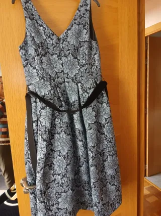 Vestido fiesta El Corte Inglés plateado