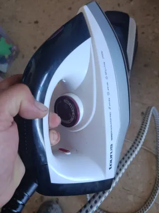 Centro de planchado Taurus