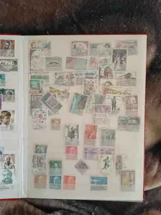 Álbum sellos España 1500 sellos