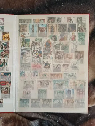 Álbum sellos España 1500 sellos