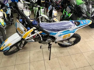 Pit Bike a partir de 699€ de 90cc-190cc...
