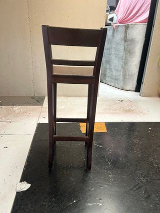 3 mesas bar madera y 7 sillas