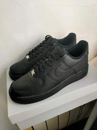 Nike Air Force 1 Negras Talla 43