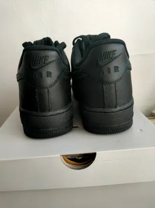 Nike Air Force 1 Negras Talla 43