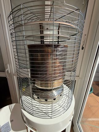 Estufa exterior blanca