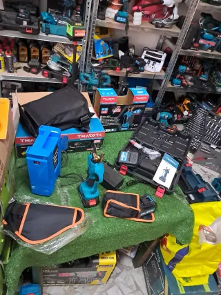 Cesoia doppia batteria 68V + batteria