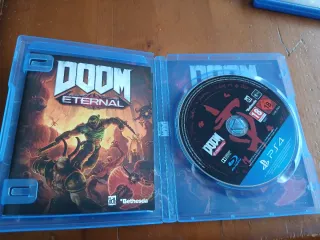 Pack DOOM 2016 y DOOM ETERNAL PS4