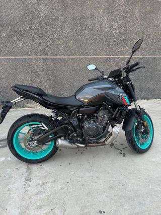Yamaha MT-07 A2