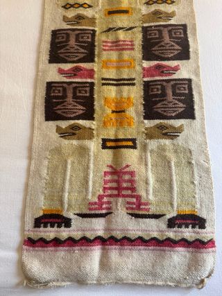 Tapiz lana Ecuador con motivos Precolombinos