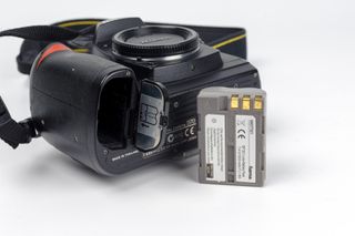 Cámara Nikon D70 (solo cuerpo)