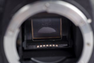 Cámara Nikon D70 (solo cuerpo)