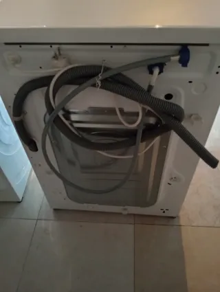 Lavadora Marca LG 8 kilos 1200 Revoluciónes