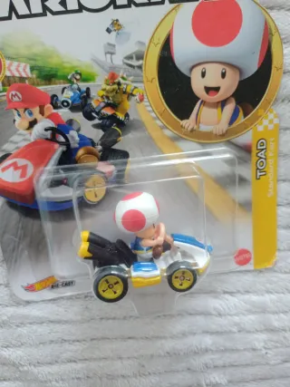 Hot Wheels Mario Kart Toad Standard Kart