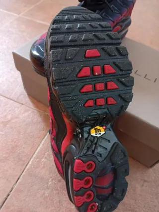 Nike Air Max TN Negro/Rojo