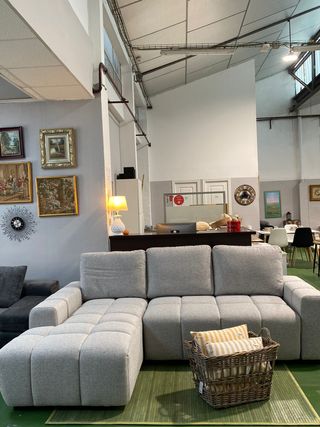 Sofá cama gris con almacenaje- Entrega gratis