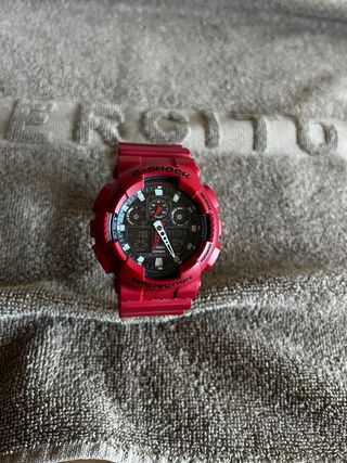 Reloj G-Shock GA-100B Rojo