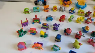 Lote Superthings 50 figuras + 9 coches