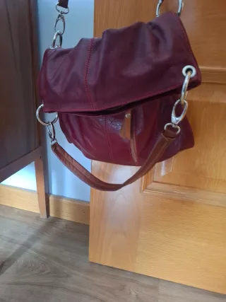 Bolso piel granate con cremallera