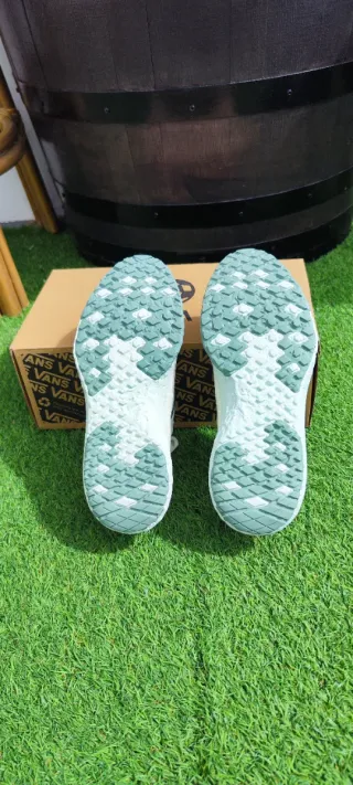 Vans Ultrarange, talla 38 (24 cm)