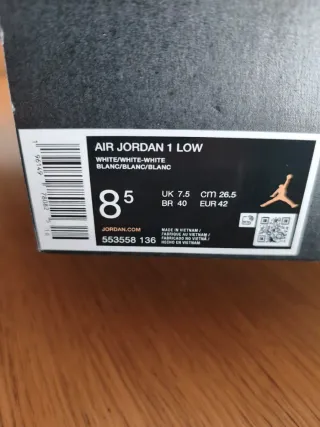 Nike Air Jordan 1 Low Blancas