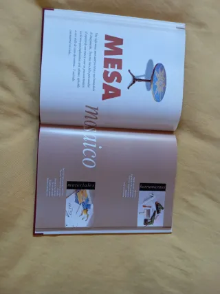 "Brico Manía: El placer de construir uno mismo"