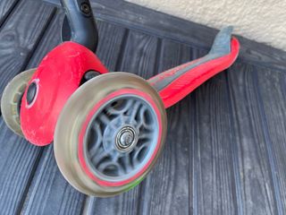 Patinete infantil Globber con luces