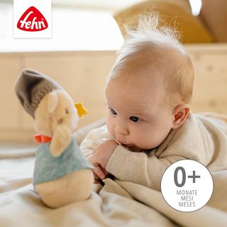 Fehn Bebé búho de pie, Búho de pie con papel susur