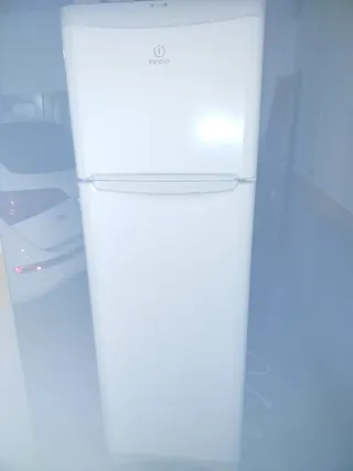 Frigorífico Indesit Blanco