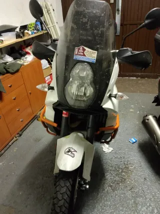 KTM 990 Adventure Blanca