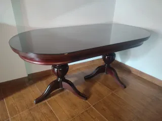 Mesa extensible madera y 6 sillas con cristal