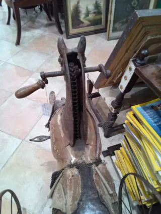 Triciclo antiguo caballo